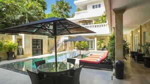 Ảnh chưa phân loại, 5 trong số 55 ảnh, nút