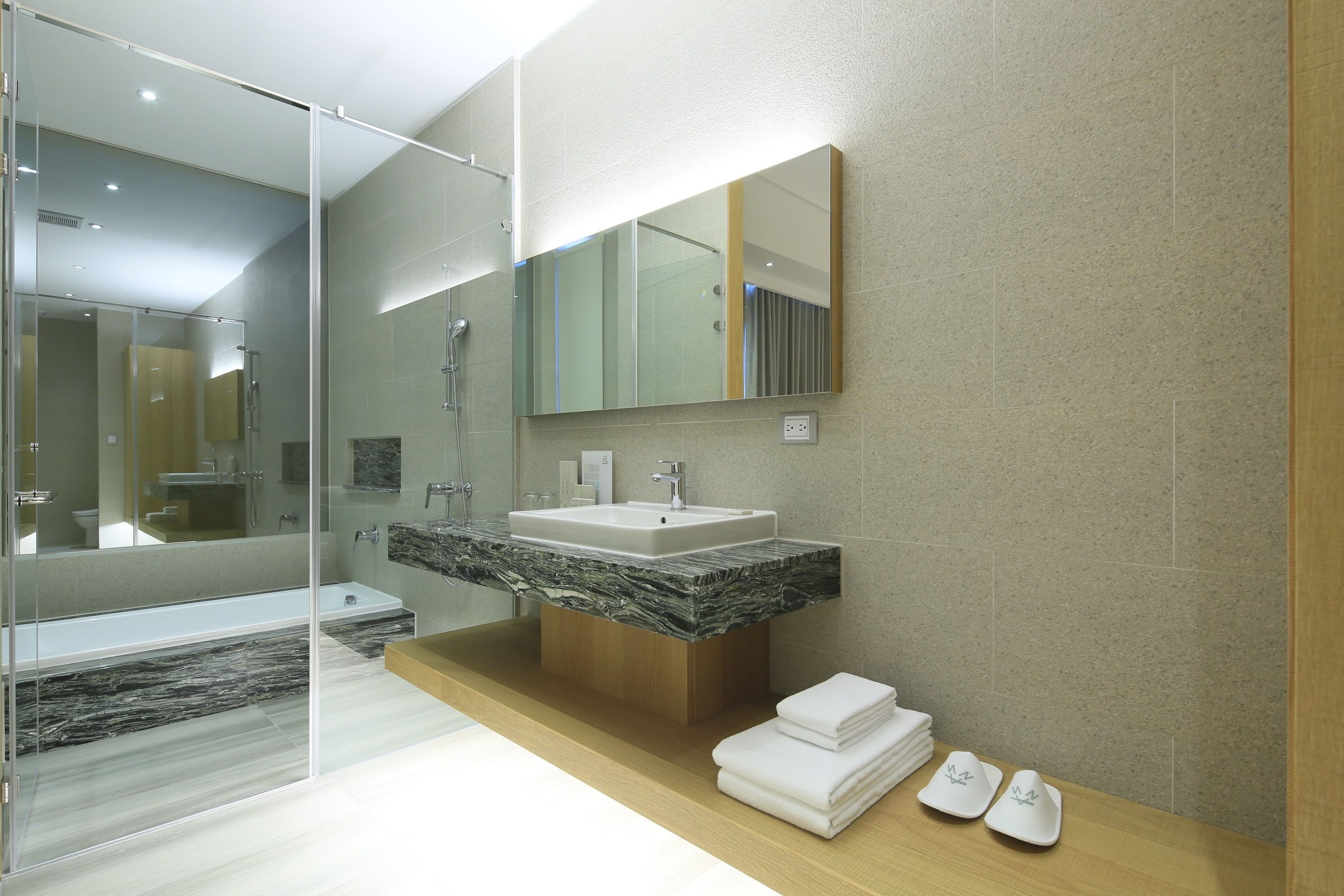 separate bathtub and shower, deep-soaking bathtub, free toiletries