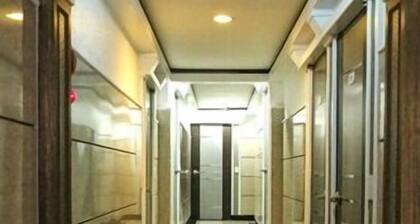 Moiri Guesthouse - Hostel
