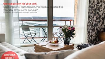 Penthouse Design Apartment | ห้องนั่งเล่น | ทีวีจอแบน