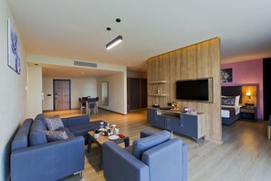 Suíte executiva | Frigobar, cofres nos quartos, cortinas blackout, quartos à prova de som