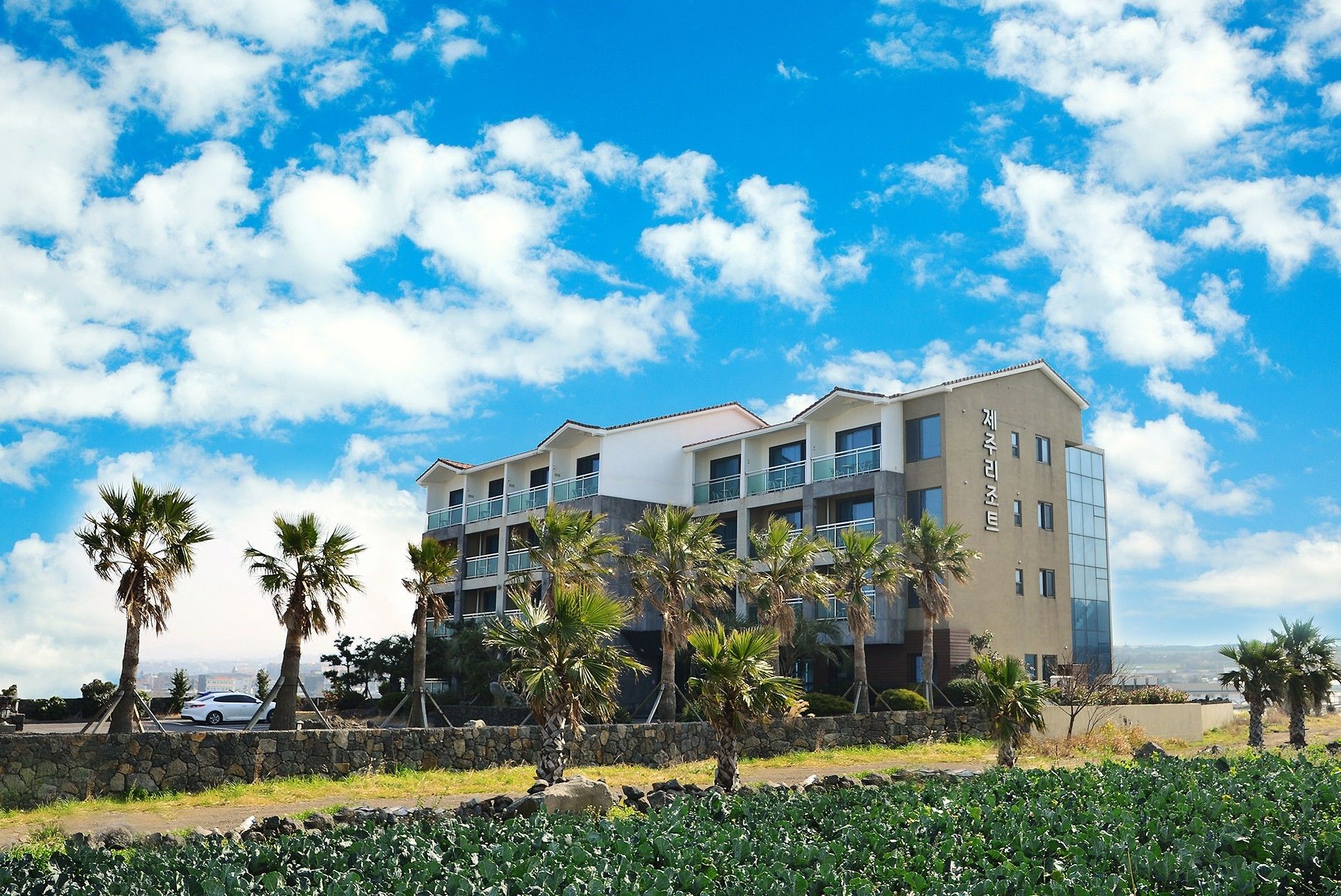 숙박 시설 정면