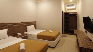 Bureau, lits pliants/supplémentaires, Wi-Fi gratuit, draps fournis