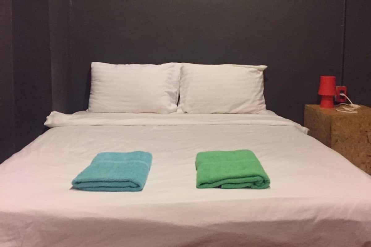 Private Room | Free WiFi