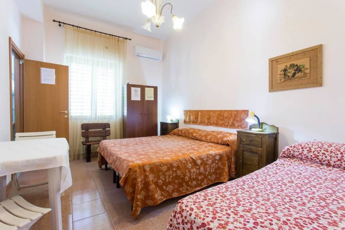 Comfort Triple Room | Soundproofing, iron/ironing board (on request)