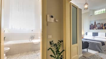 Chambre Double Standard | Minibar, coffres-forts dans les chambres, bureau, Wi-Fi gratuit