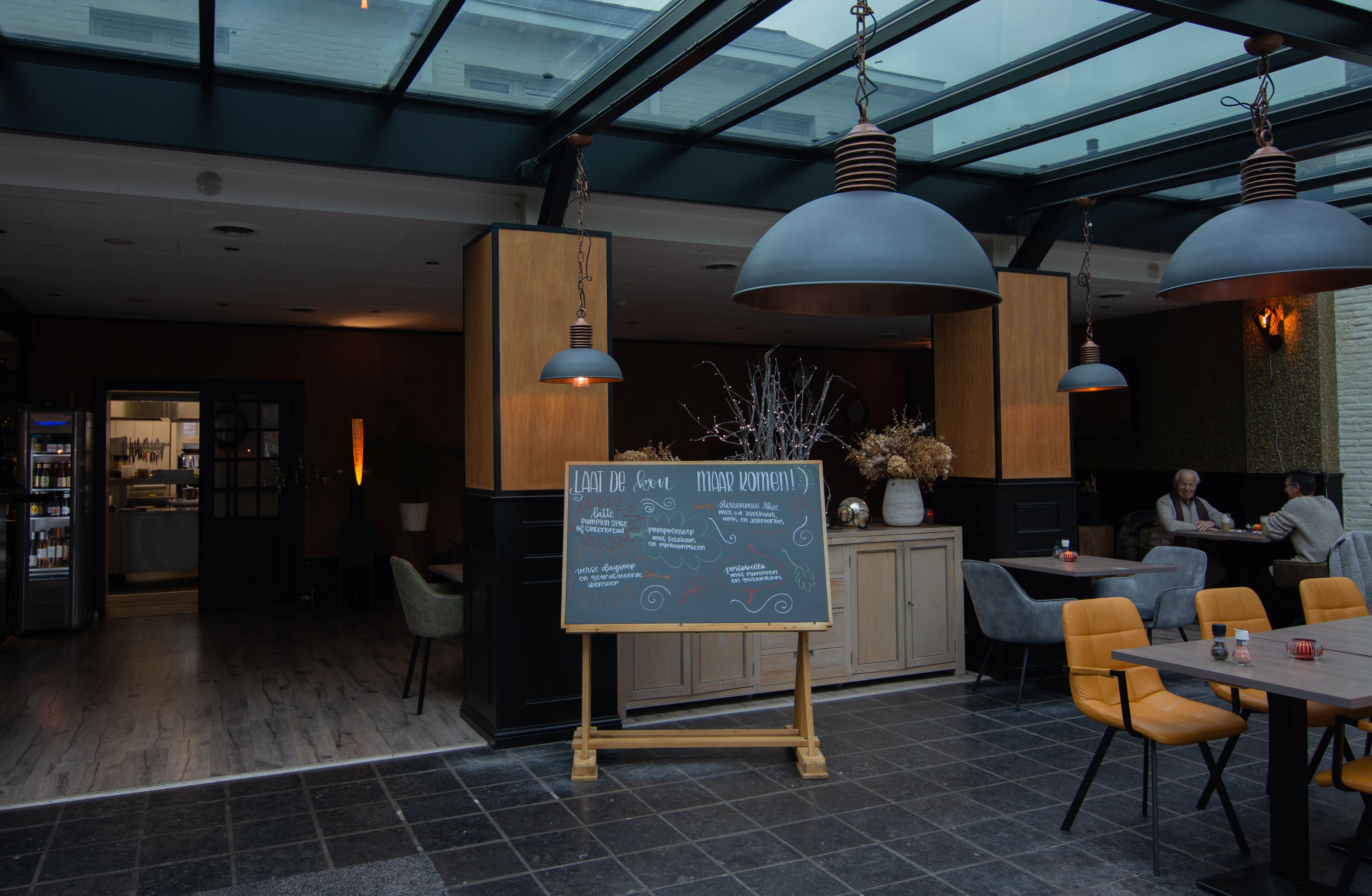 lunch and dinner served, belgian cuisine