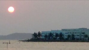 Pemandangan pantai/laut