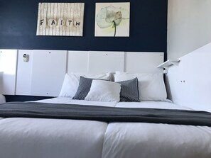 3 bedrooms, individually decorated, individually furnished - Luxuoso Apartamento Com Vista Para o Lago (Sao Pedro da Aldeia)