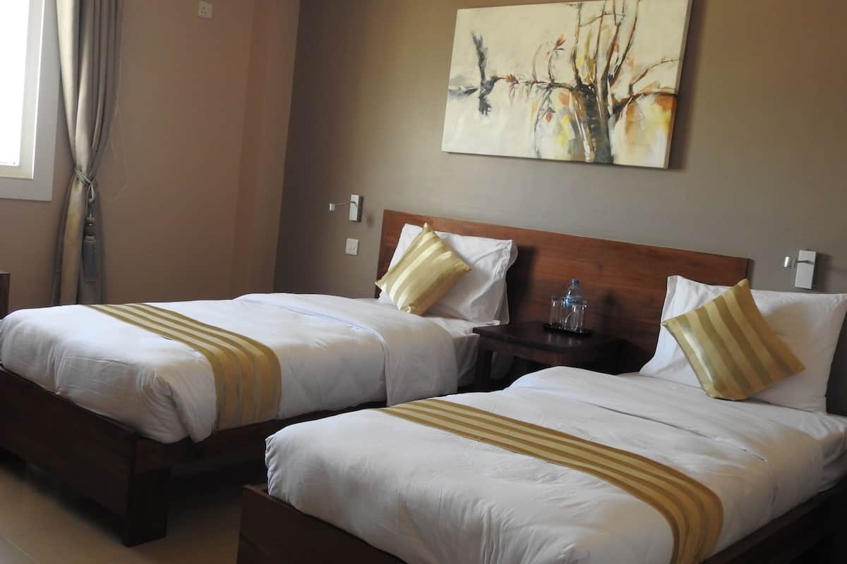 premier room | 1 bedroom, premium bedding, in-room safe, desk
