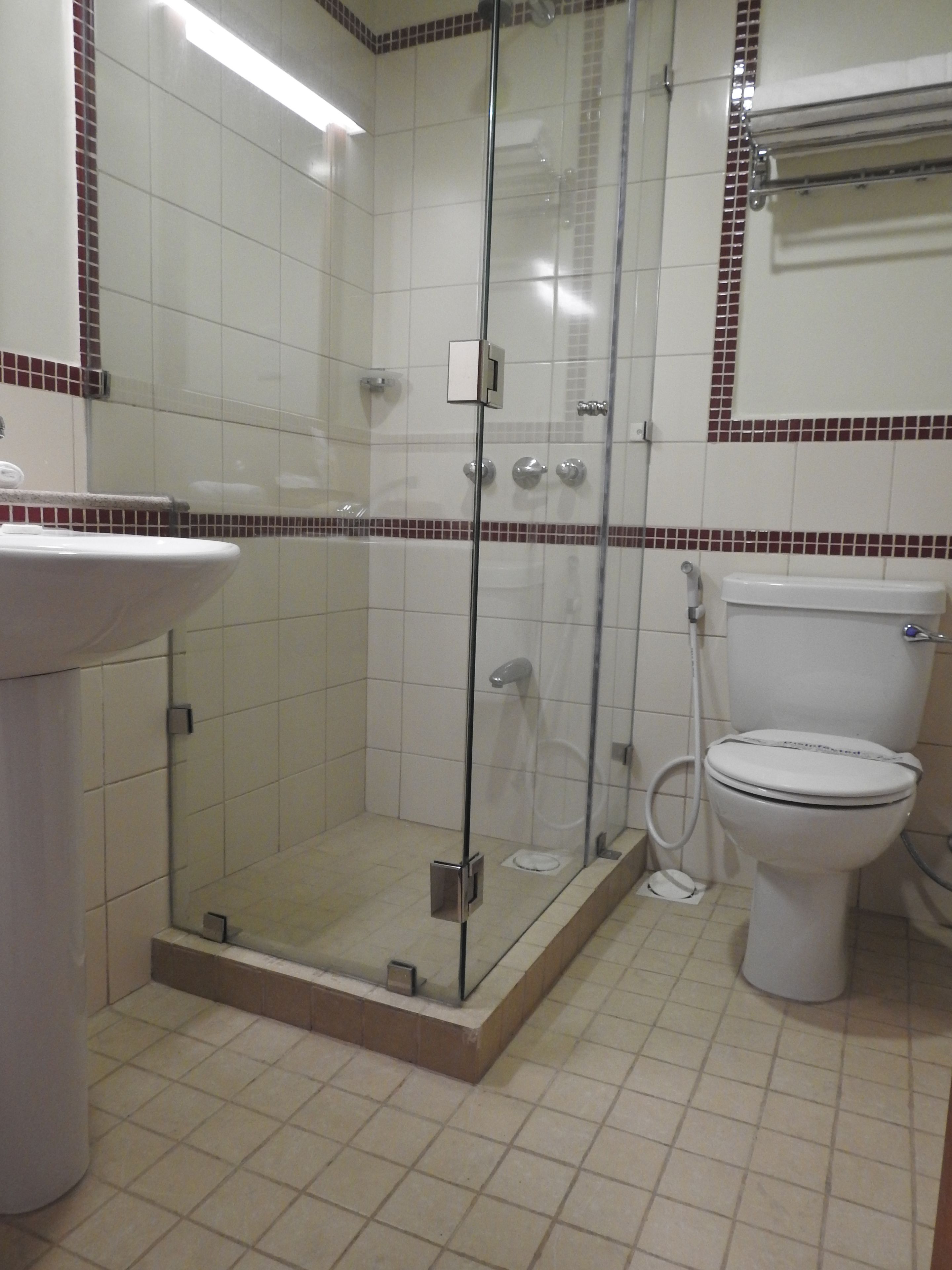 1 bedroom, premium bedding, in-room safe, desk