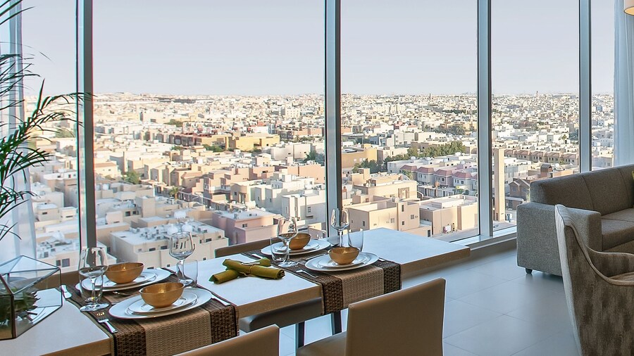 アスコット ラファル オラヤ リヤド