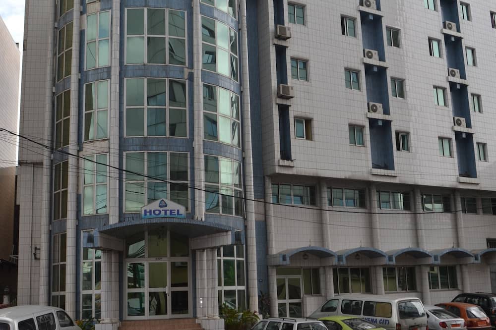 Hôtel Akena City