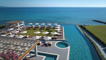 Indoor pool, seasonal outdoor pool, free cabanas, pool umbrellas