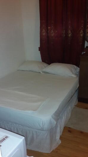 ميني بار وستائر تعتيم وواي فاي مجانًا