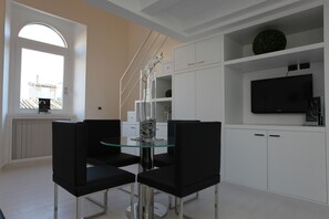 Luxury Apartment (via Angelo Brunetti 24) | Living area