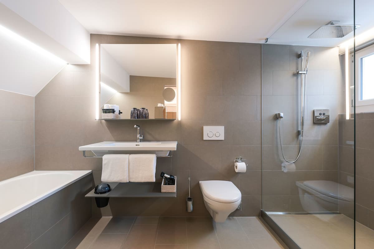 exclusive suite, balcony | bathroom | free toiletries, hair dryer, slippers, towels