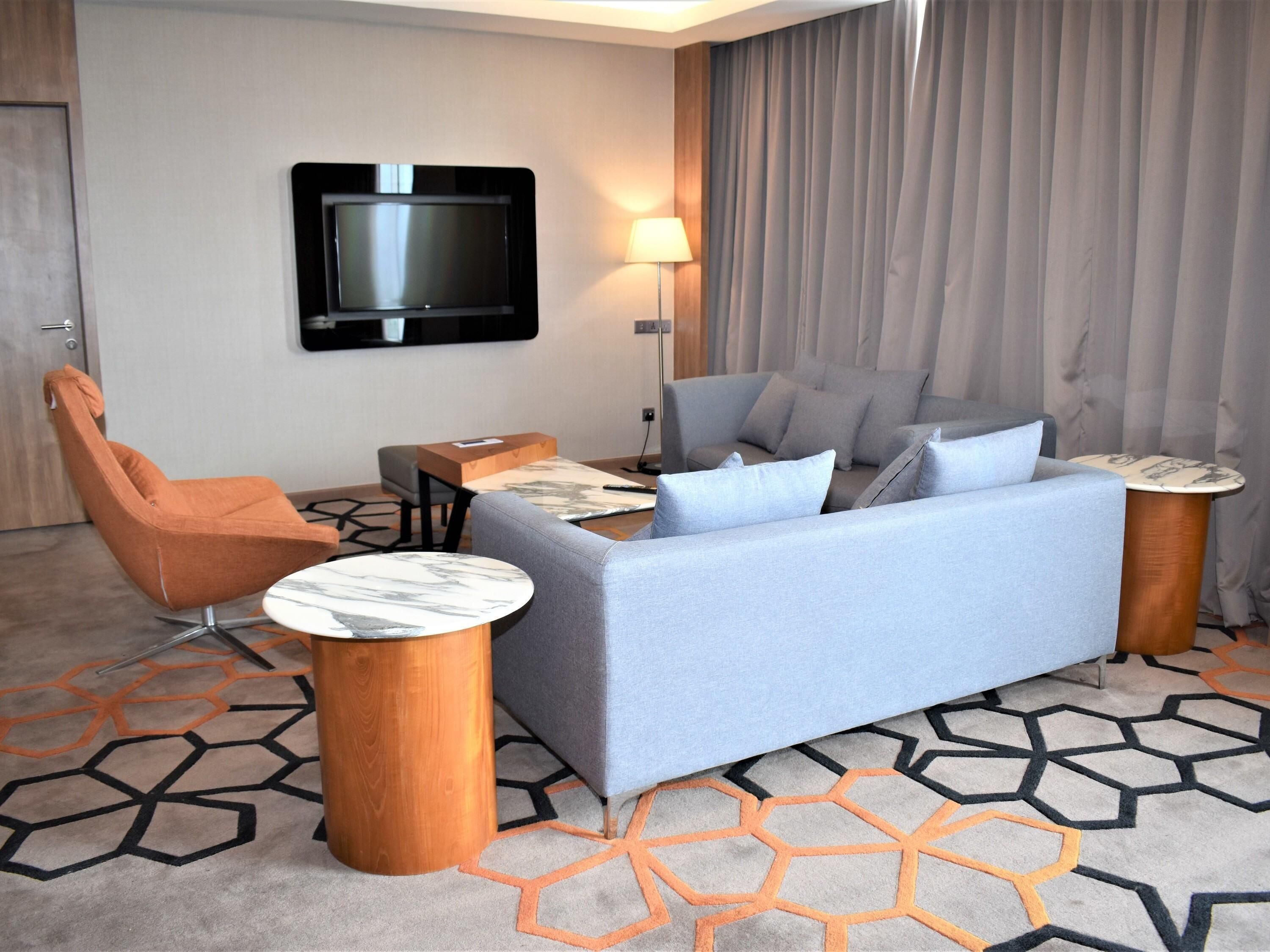 Presidential Suite, 1 King Bed | Minibar, in-room safe, desk, laptop workspace
