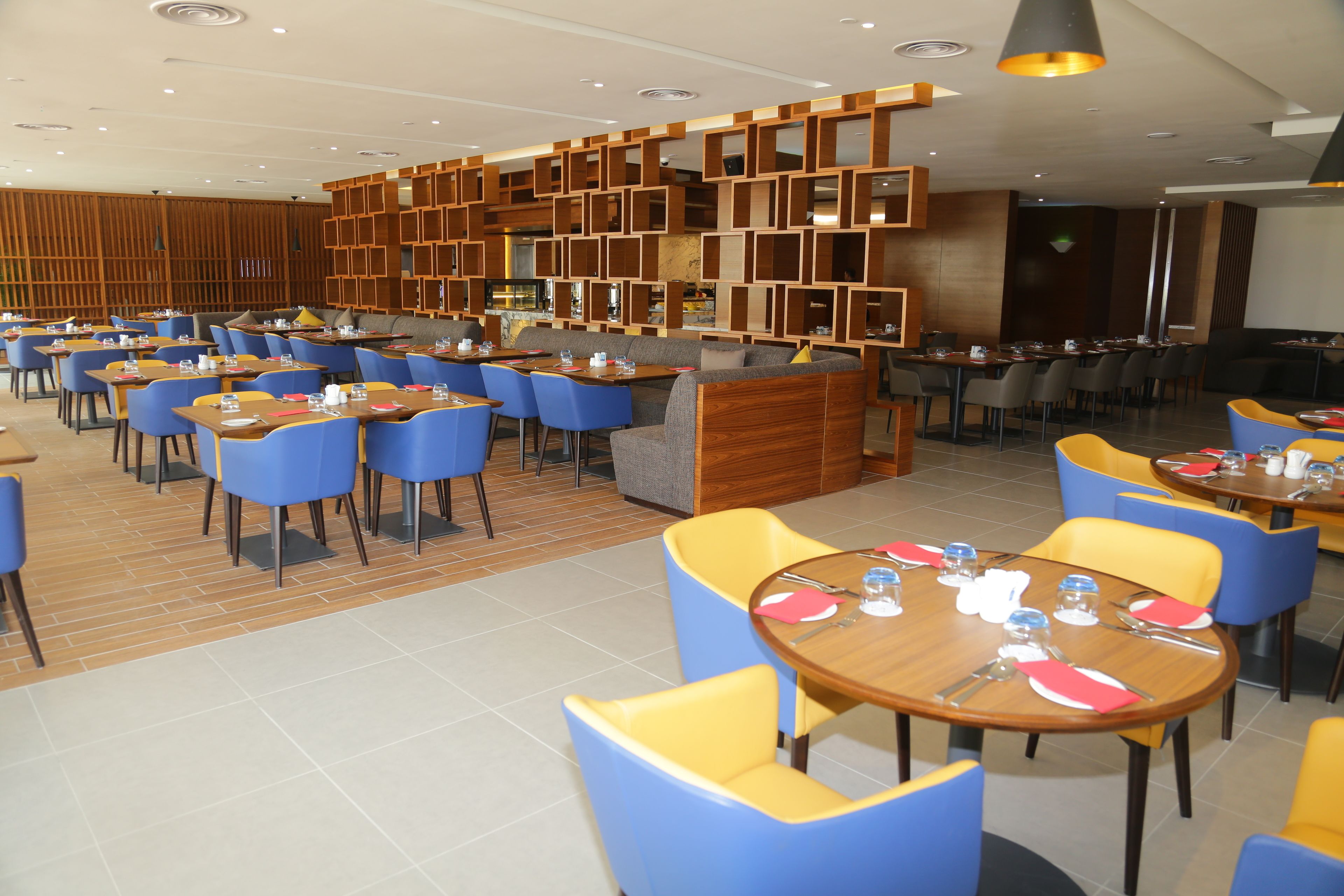 daily buffet breakfast (myr 35 per person)