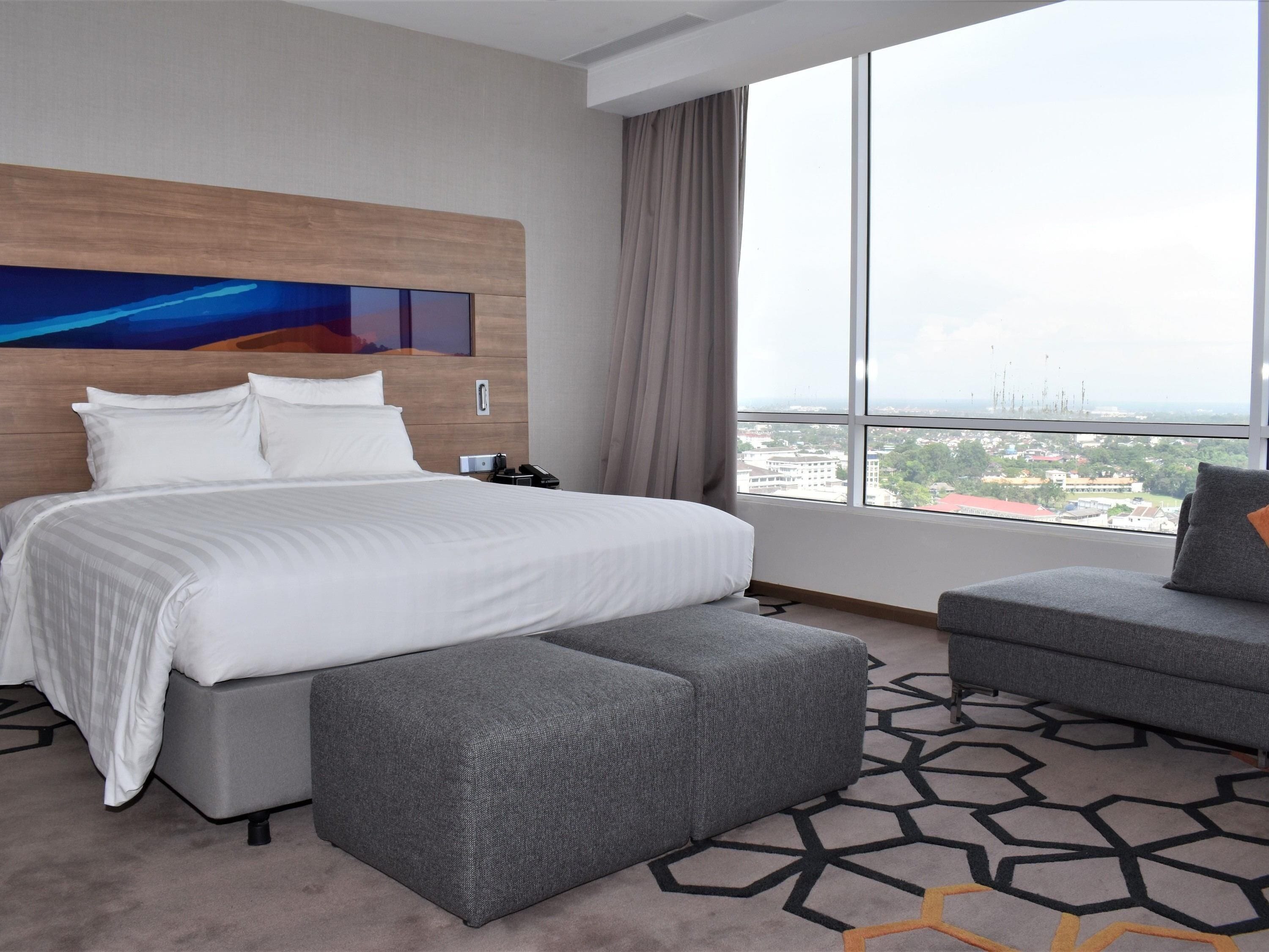 Presidential Suite, 1 King Bed | Minibar, in-room safe, desk, laptop workspace