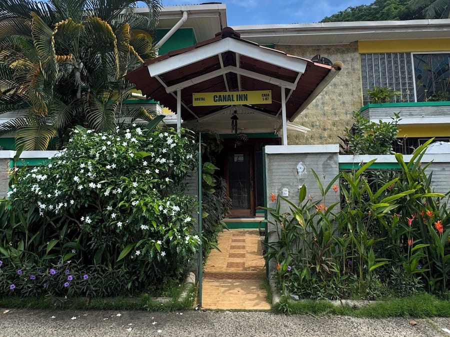 Fachada da propriedade