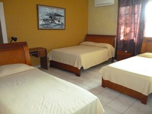 Free WiFi - Panama Canal Inn (Panama City)