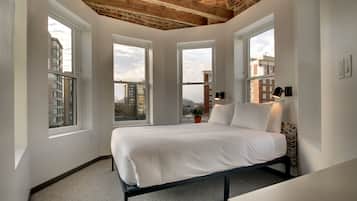 Ropa de cama de alta calidad, caja fuerte, escritorio