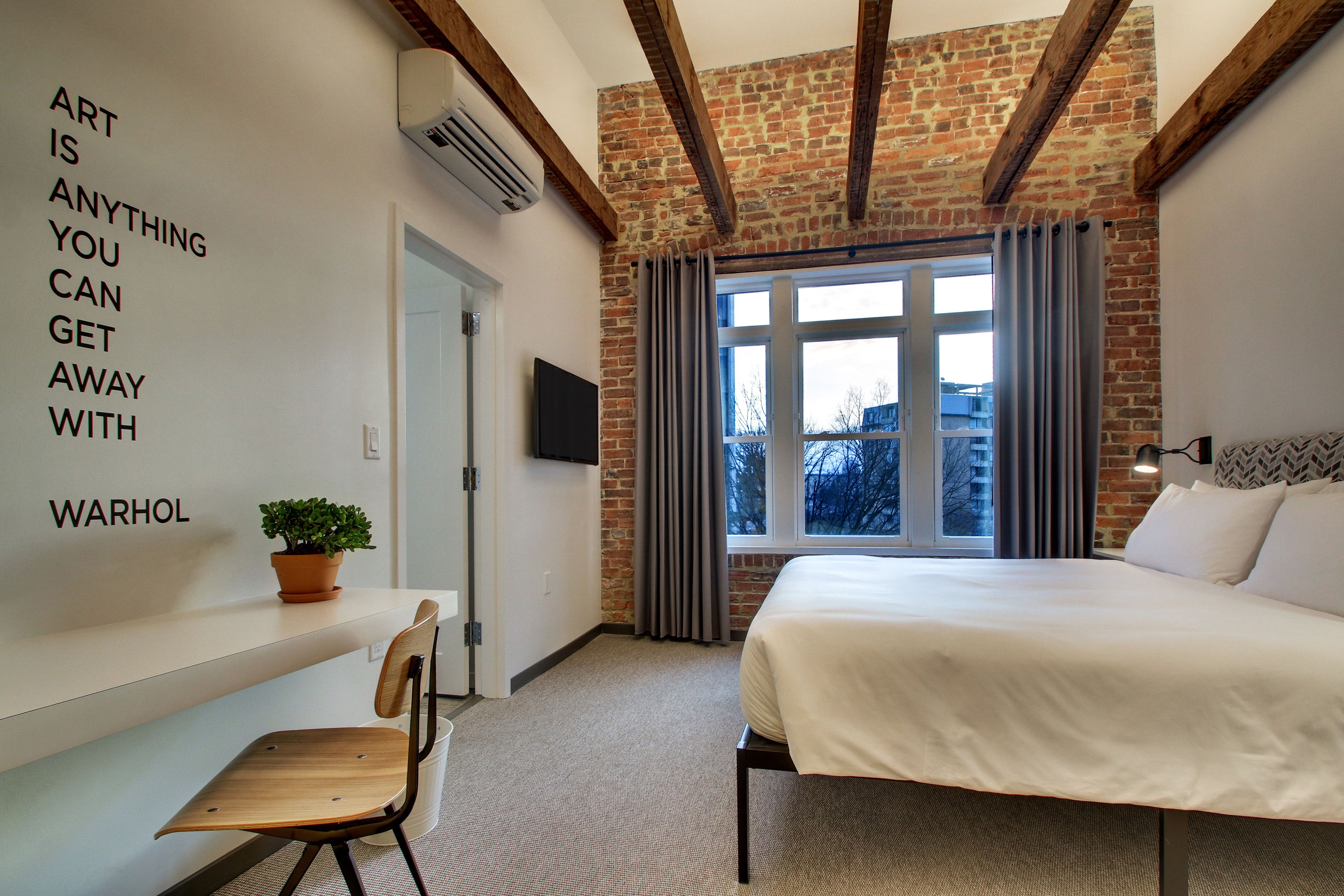 premium bedding, in-room safe, desk, laptop workspace