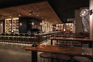 3 bars, bar sur le toit, bar à cocktails