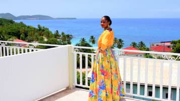 Studio | Uitzicht vanaf balkon