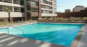 室內泳池、季節性室外泳池