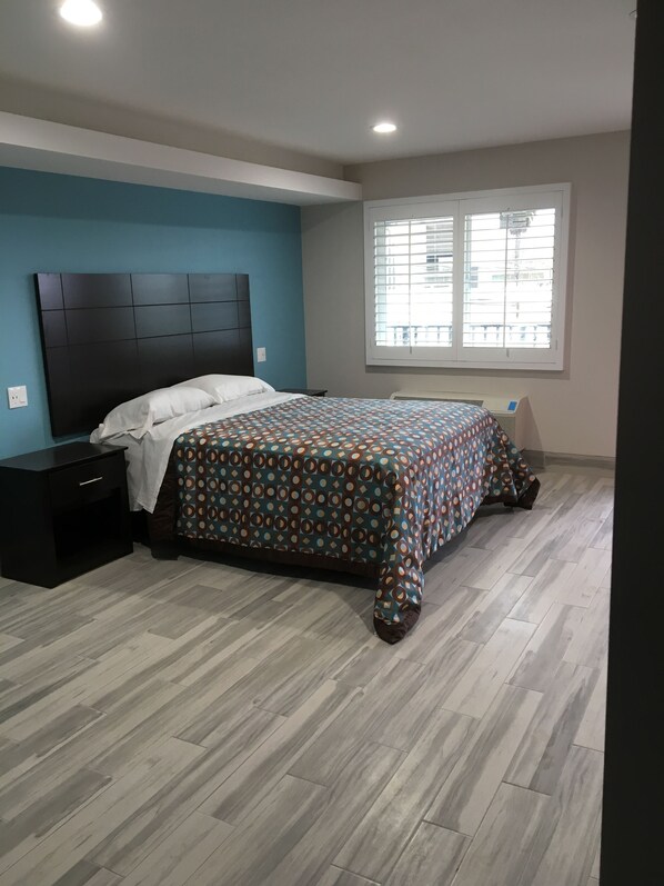 Rollaway beds, free WiFi