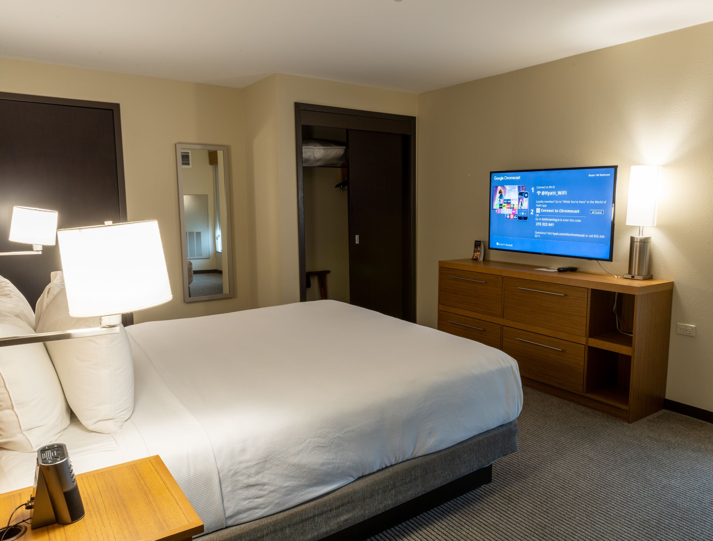 suite, accessible (with shower) | premium bedding, desk, iron/ironing board, free wifi