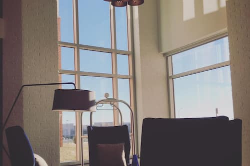 Sala de estar en el lobby