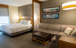 Premium bedding, desk, iron/ironing board, free WiFi - Hyatt Place West Des Moines Jordan Creek (West Des Moines)