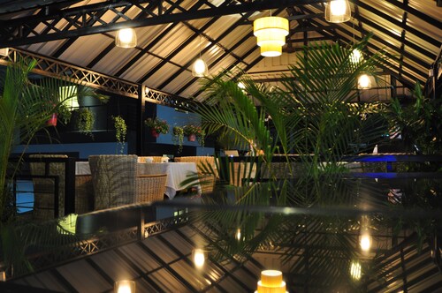 Feliz Hostel Cafe & Bar