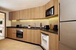 Suite, 3 Bedrooms, Non Smoking, City View | Private kitchen | Full-sized fridge, microwave, electric kettle, coffee grinder