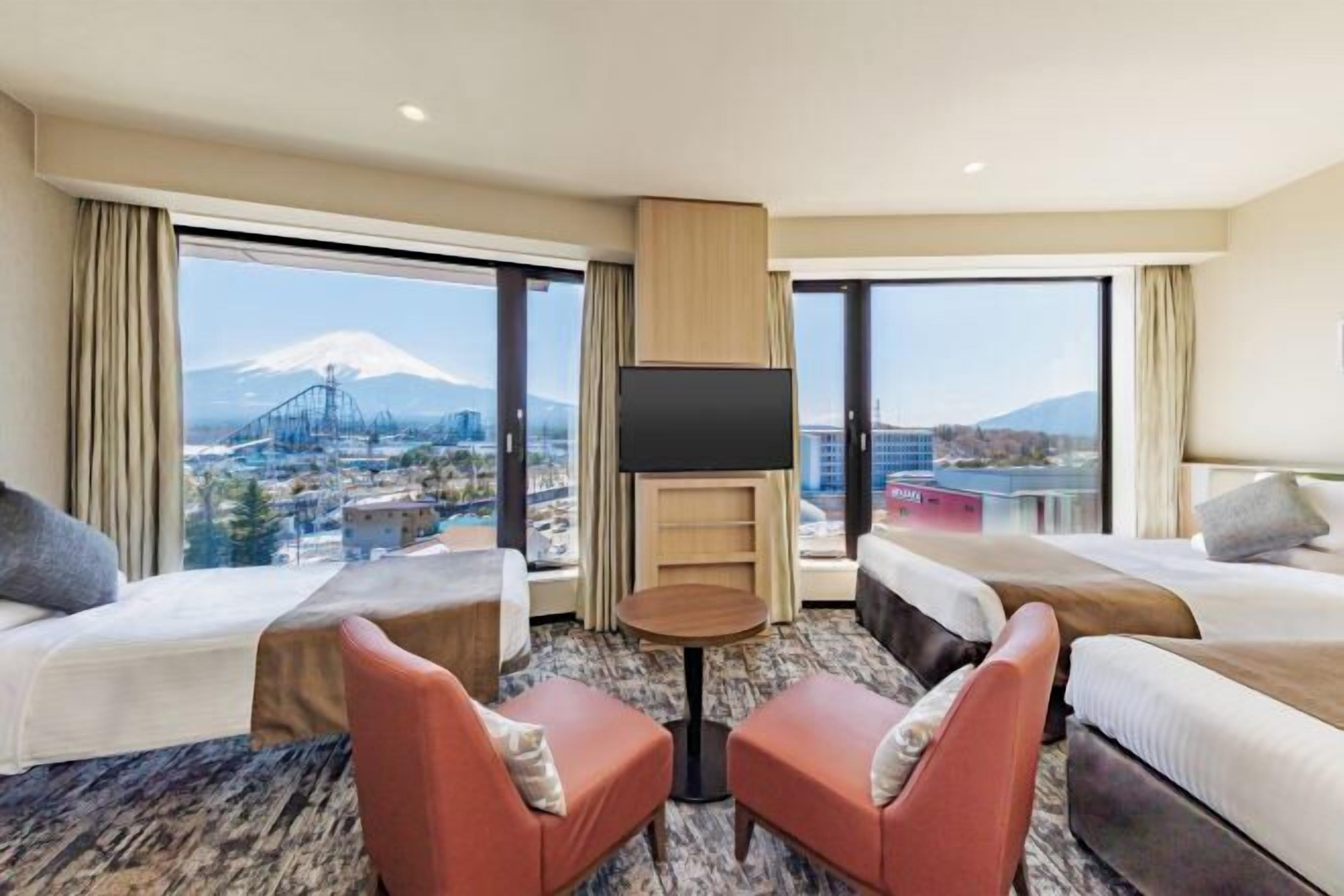 Caja de seguridad en la habitación, wifi gratis y ropa de cama 