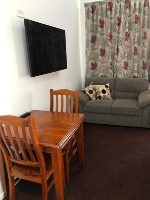 Televisión de pantalla plana