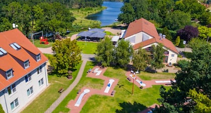 Bernstein Acamed Resort
