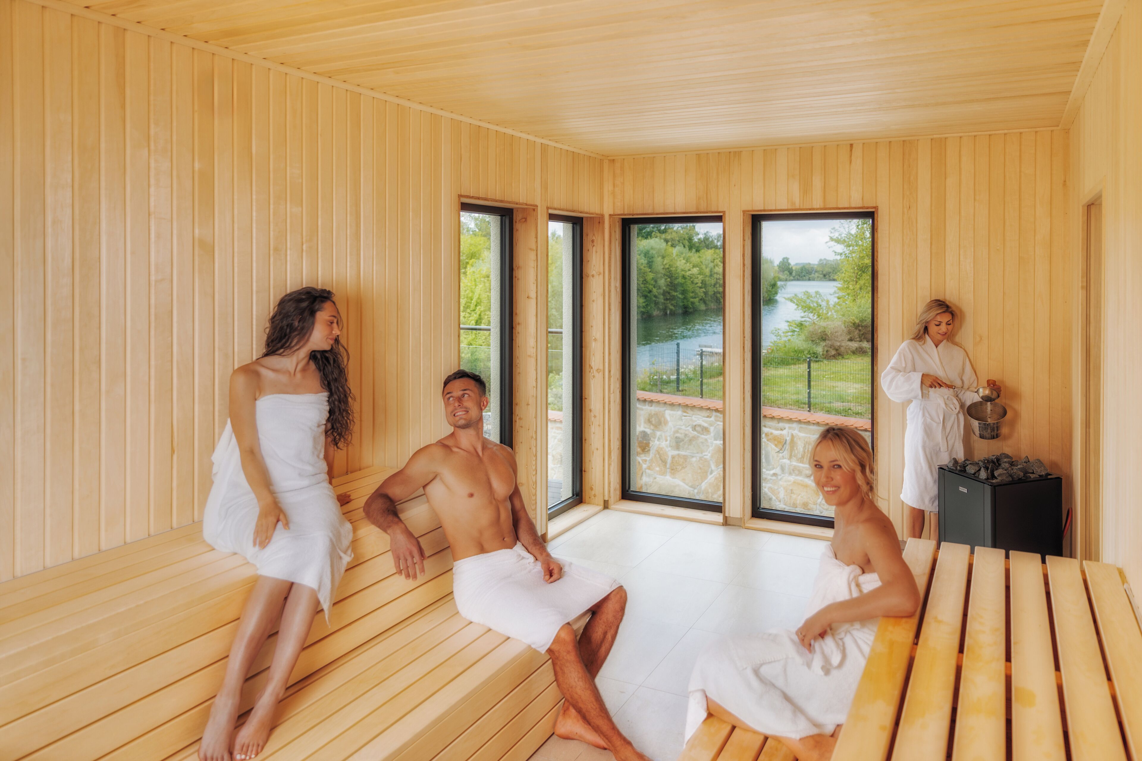 Sauna, hammam, soins corporels, massages aux pierres chaudes