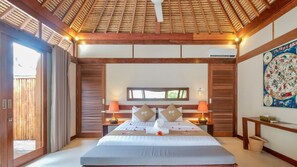 Minibar, in-room safe, desk, blackout drapes - Villa Marina (Gili Air)