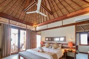 Minibar, in-room safe, desk, blackout drapes