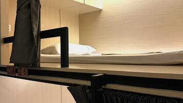 In-room safe, WiFi (free), bed sheets