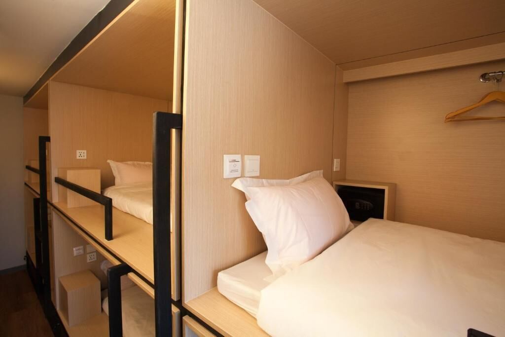 In-room safe, free WiFi, bed sheets