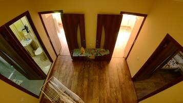 Economy Double or Twin Room, 1 Bedroom | Iron/ironing board, free WiFi, bed sheets