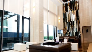 Sala de estar en el lobby