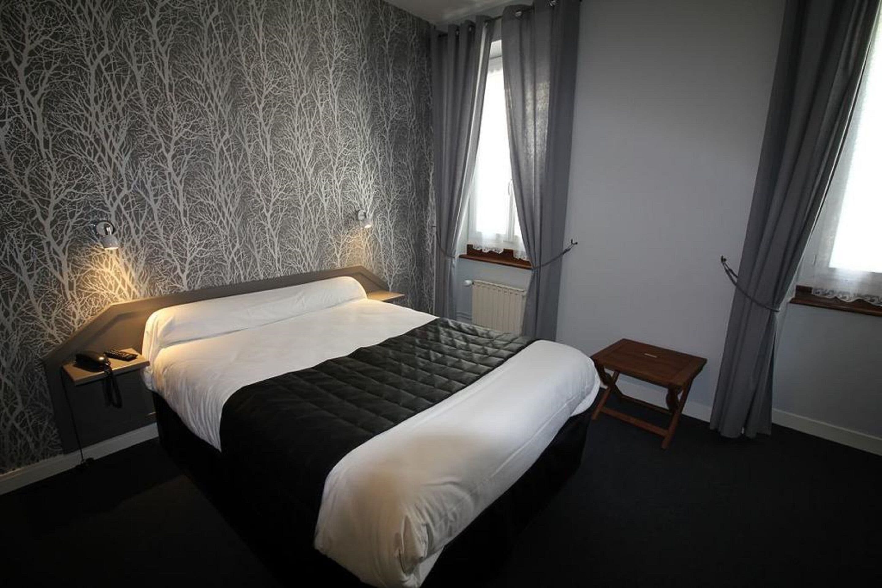 comfort double room | 1 bedroom, desk, free wifi, bed sheets