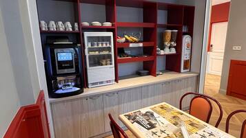 Desayuno continental todos los días (con cargo)