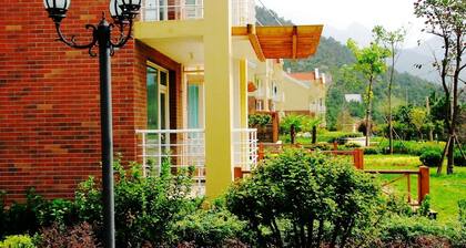 Qingdao Oceanside Hotel & Resort